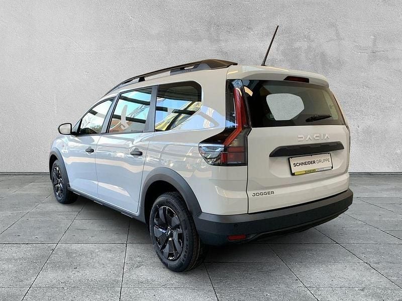 Neu Dacia Jogger Essentiel 110 PS (80 kW) 2026 Weiß Van / Kleinbus