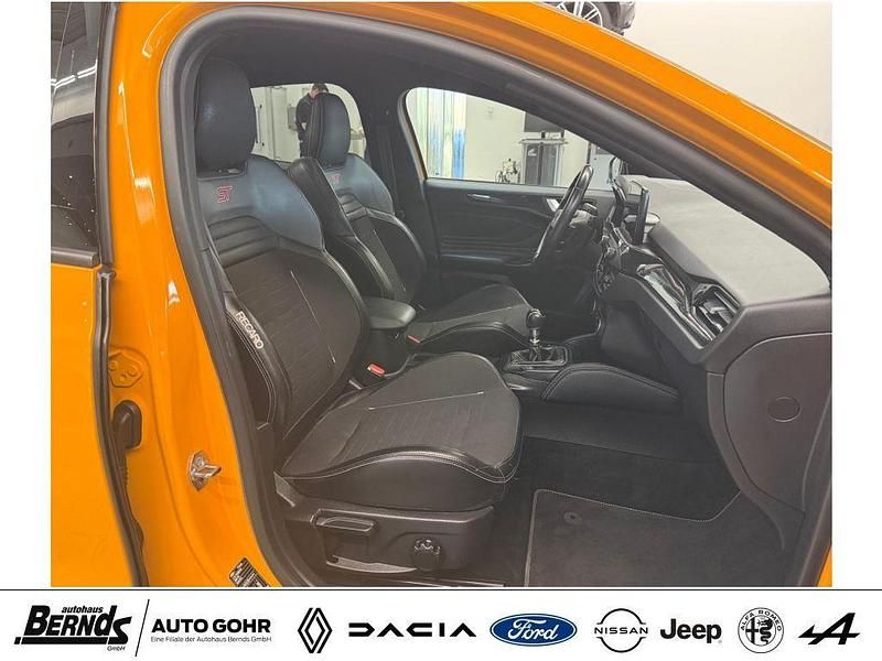 Gebraucht Ford Focus ST 280 PS (205 kW) 2019 Orange Limousine