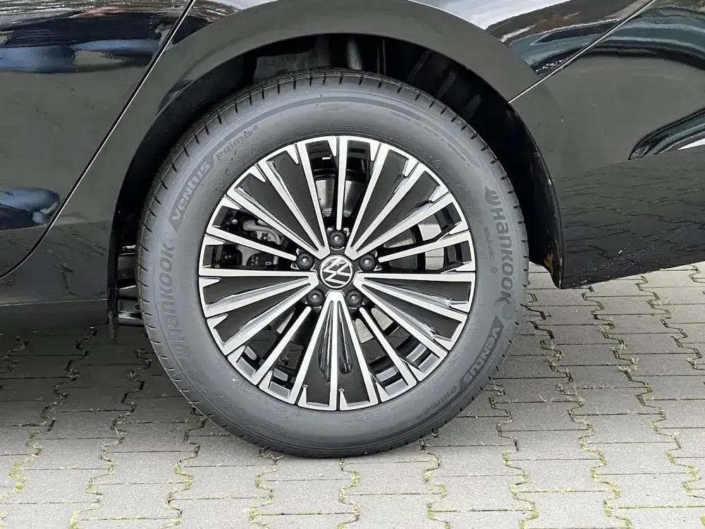 Neu VW Passat Pro 150 PS (110 kW) 2026 Kombi