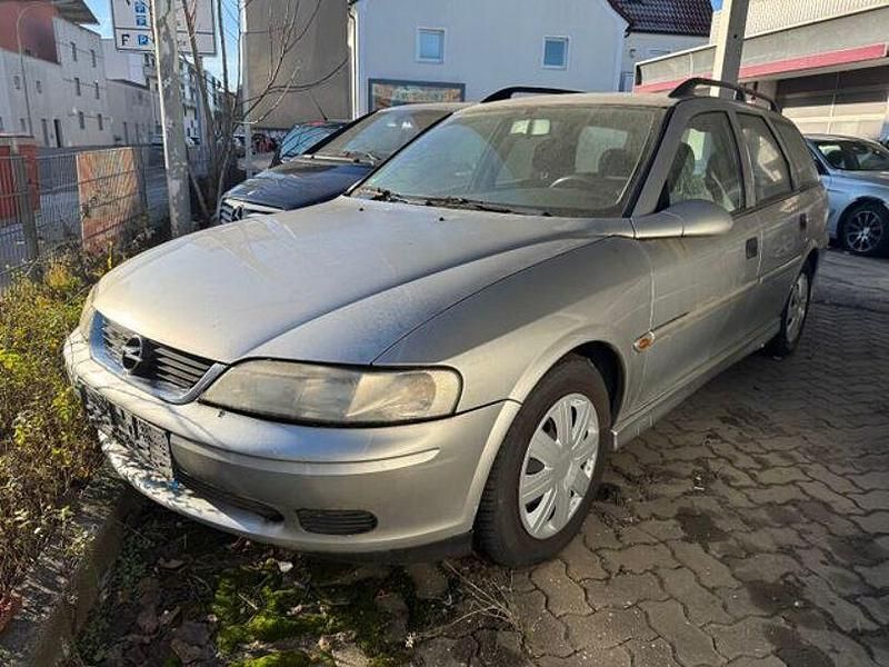 Silber Gebraucht 1999 Opel Vectra Comfort Kombi | 899 € (Fairer Preis) - Bild 1/4