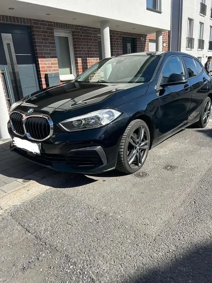 Gebraucht BMW 116 Advantage 116 PS (85 kW) 2019 Schwarz Kleinwagen
