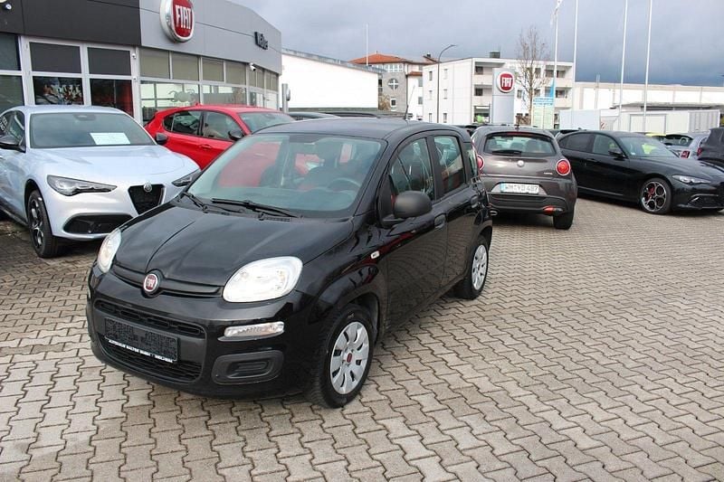 Gebraucht Fiat Panda Pop 69 PS (50 kW) 2015 Schwarz Kleinwagen