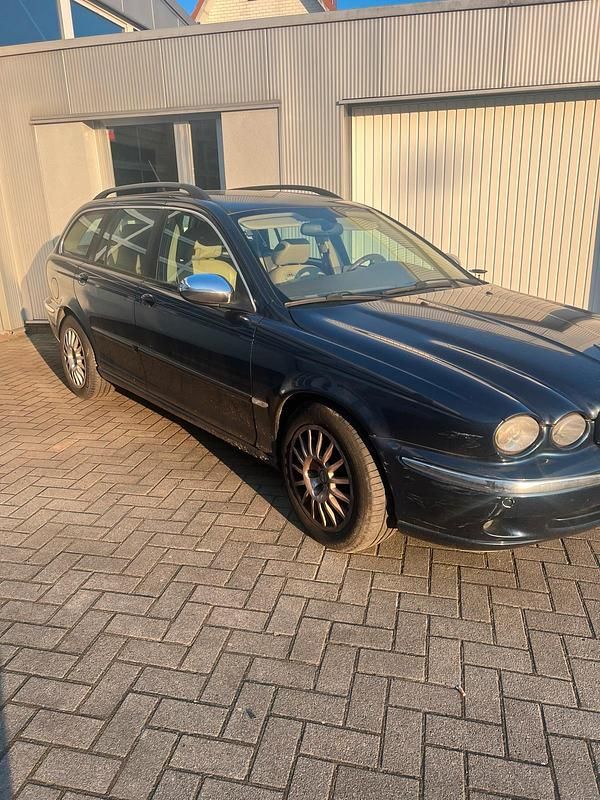 Gebraucht Jaguar X-type 131 PS (96 kW) 2008 Blau Kombi