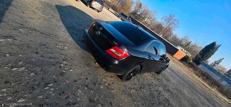 Second-hand Mercedes C220 170 CP (125 kW) 2012 Negru Berlinǎ