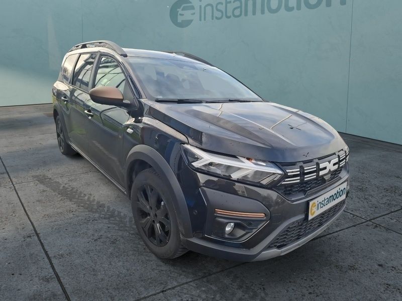 Schwarz Gebraucht 2024 Dacia Jogger Extreme Van / Kleinbus | 26.480 € (Fairer Preis) - Bild 1/2