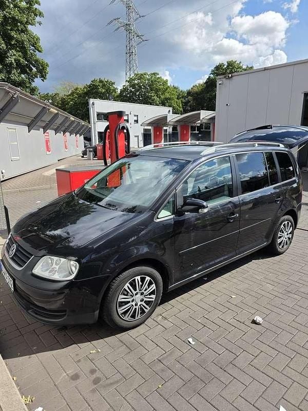 Gebraucht 2005 VW Touran Van / Kleinbus | 2.650 € (Fairer Preis) - Bild 1/4