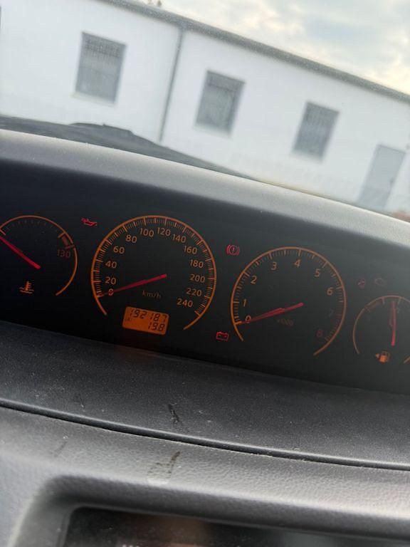 Gebraucht Nissan Primera 109 PS (80 kW) 2005 Blau Limousine