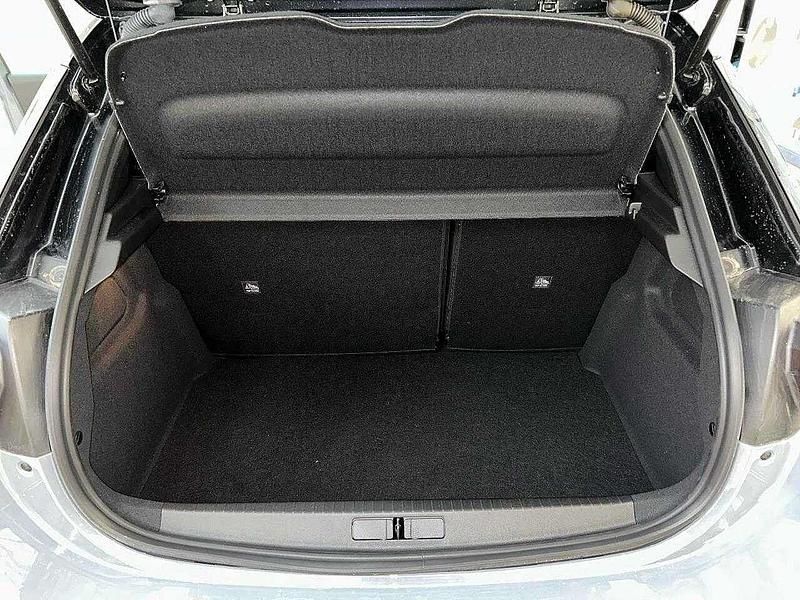 Gebraucht Opel Corsa 101 PS (74 kW) 2023 Grafik grau Limousine