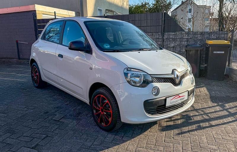 Gebraucht Renault Twingo Life 69 PS (50 kW) 2018 Weiß Kleinwagen