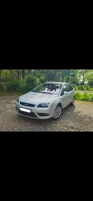 Gebraucht Ford Focus Titanium 145 PS (106 kW) 2007 Silber Limousine