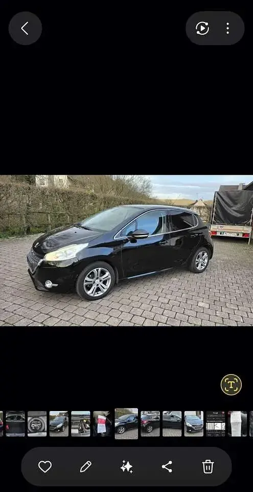 Gebraucht Peugeot 208 Active 95 PS (69 kW) 2012 Kleinwagen