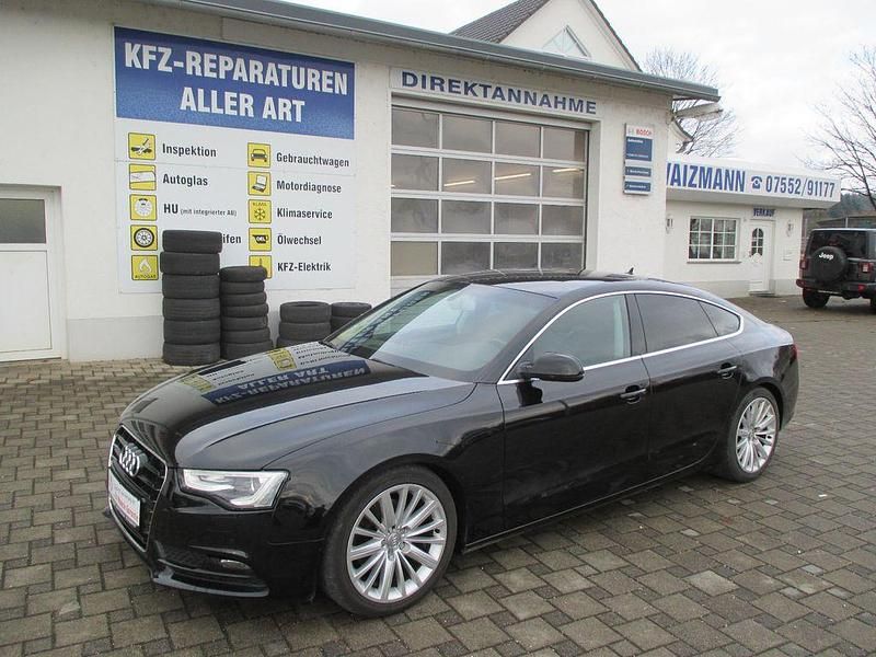 Schwarz Gebraucht 2016 Audi A5 Sportback Comfort Kleinwagen | 13.900 € (Teuer) - Bild 1/4