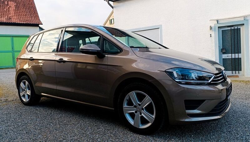 Gold Gebraucht 2015 VW Golf VII Comfortline Limousine | 14.890 € (Etwas zu teuer) - Bild 1/4