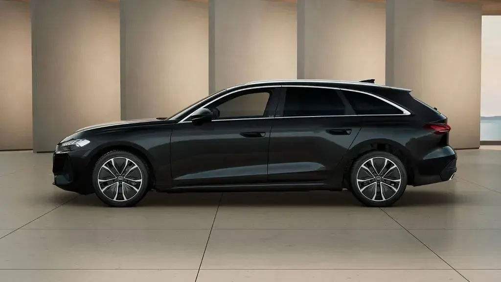 Gebraucht Audi A5 204 PS (150 kW) 2025 Mythosschwarz metallic Kombi