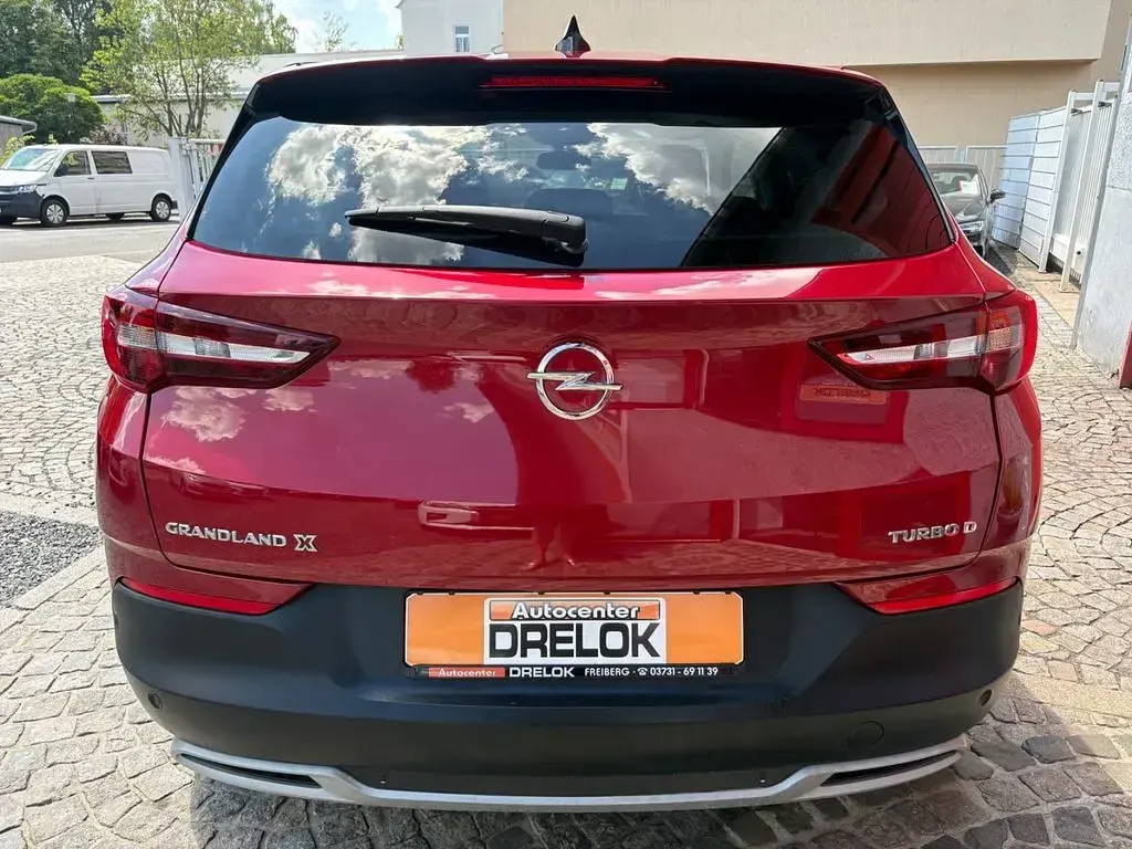Gebraucht Opel Grandland X Innovation 120 PS (88 kW) 2018 Rot SUV