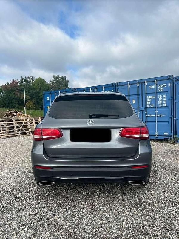Gebraucht Mercedes GLC250 211 PS (155 kW) 2015 SUV