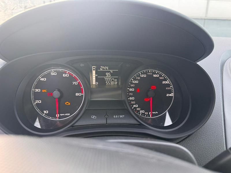 Gebraucht Seat Ibiza 100 PS (73 kW) 2013 Rot Kleinwagen