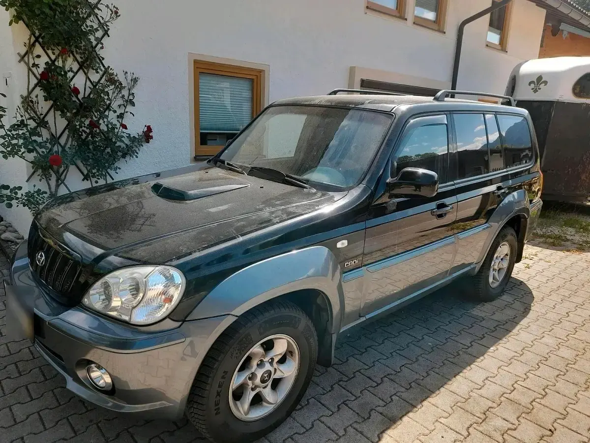 Gebraucht Hyundai Terracan 163 PS (119 kW) 2026 Schwarz SUV