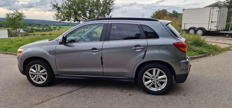 Grau Gebraucht 2011 Mitsubishi ASX Edition SUV | 4.699 € (Superpreis) - Bild 1/4
