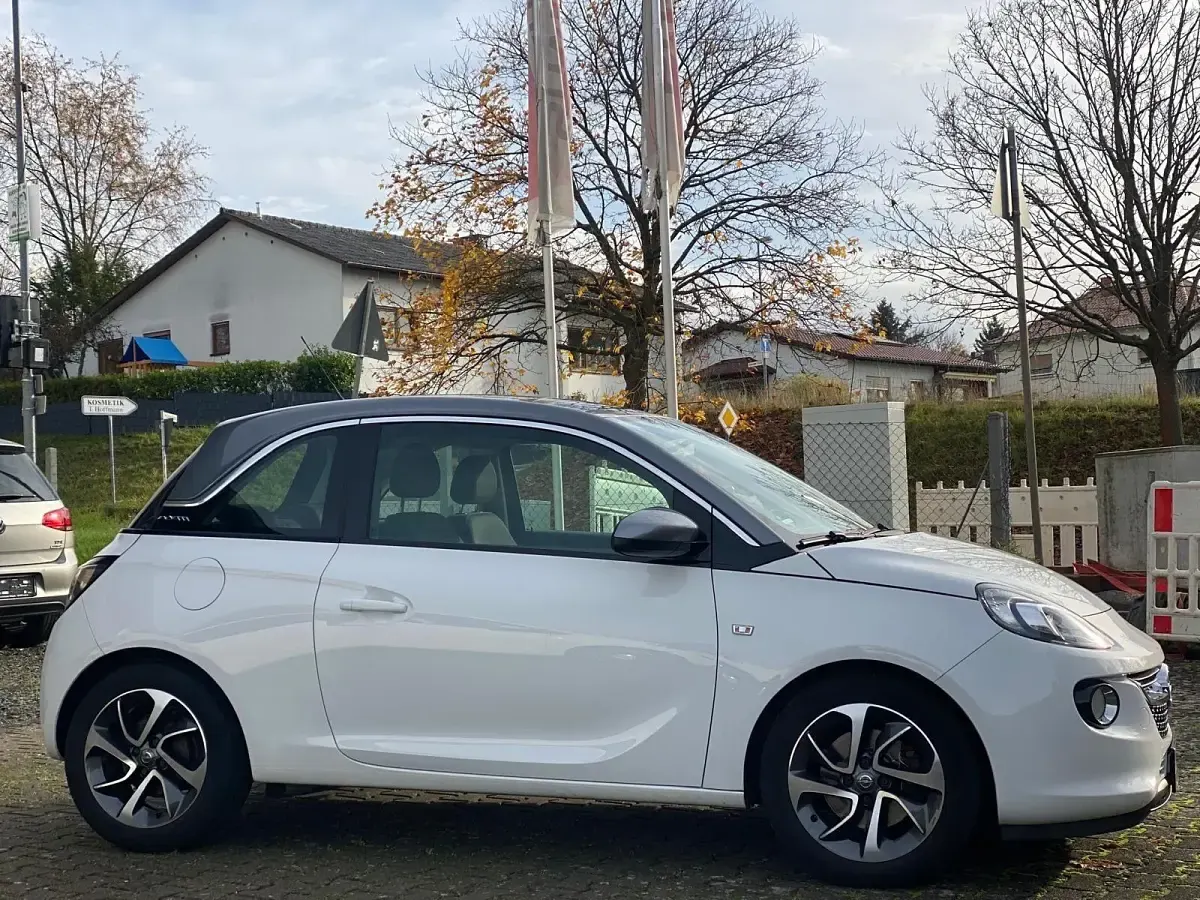 Używany Opel Adam Jam 116 KM (85 kW) 2018 Biały Hatchback
