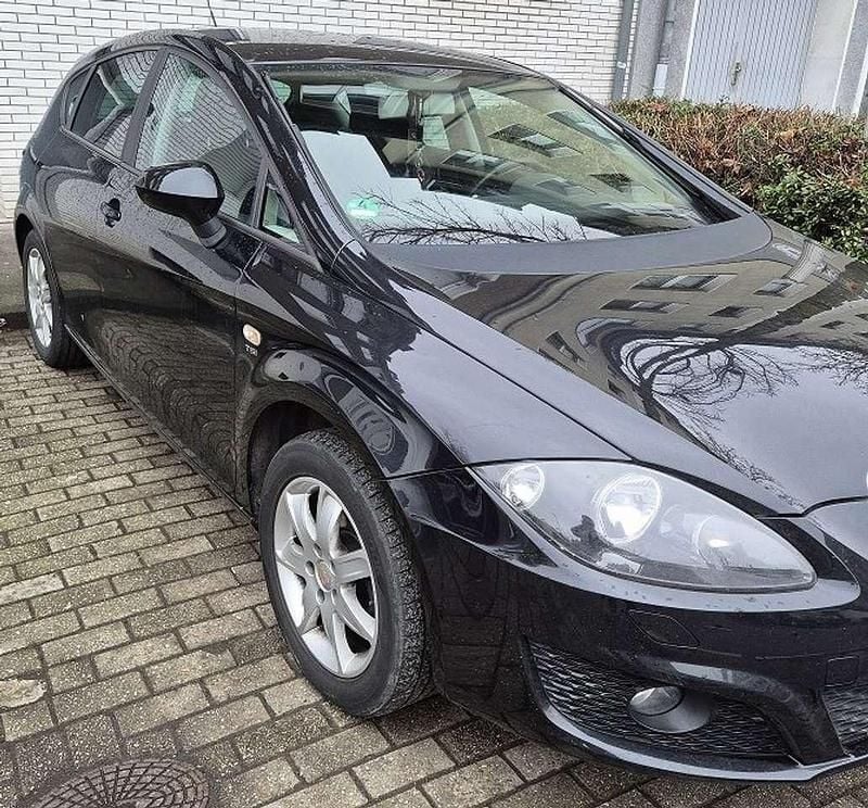 Gebraucht Seat Leon Ecomotive 105 PS (77 kW) 2011 Schwarz Limousine