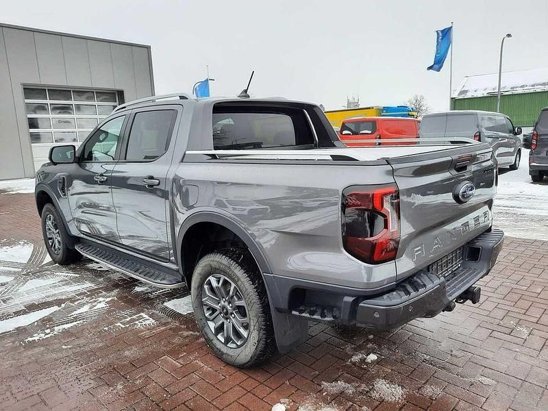 Gebraucht Ford Ranger 241 PS (177 kW) 2024 Carbonized gray Pickup