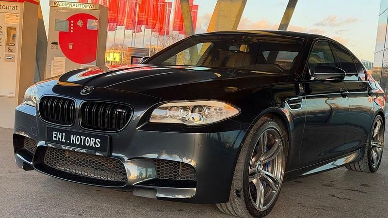 Gebraucht BMW M5 Performance 560 PS (411 kW) 2012 Grau Limousine