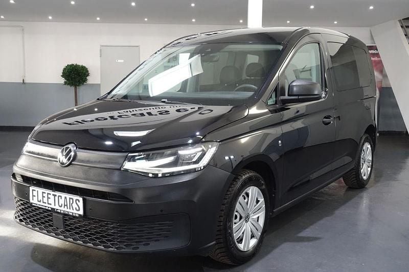 Gebraucht VW Caddy 102 PS (75 kW) 2022 Schwarz Van / Kleinbus