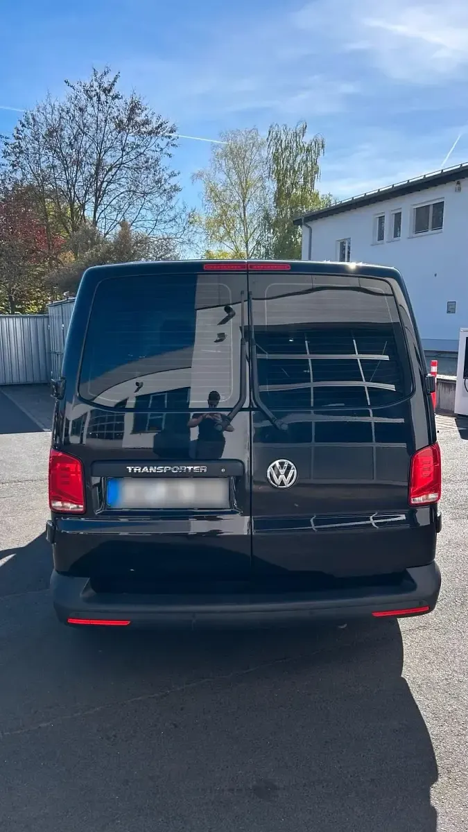 Gebraucht VW Transporter 150 PS (110 kW) 2020 Schwarz Van