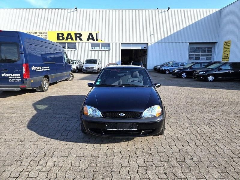 Gebraucht Ford Fiesta 60 PS (44 kW) 2002 Schwarz Kleinwagen