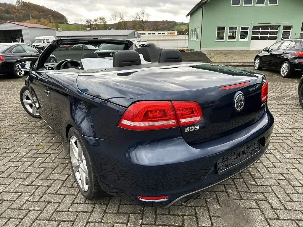 Gebraucht VW Eos 160 PS (117 kW) 2011 Blau Cabrio