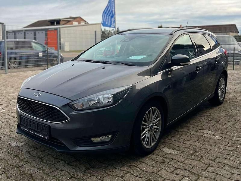 Gebraucht Ford Focus 120 PS (88 kW) 2018 Magneticgrau (metallic) Kombi