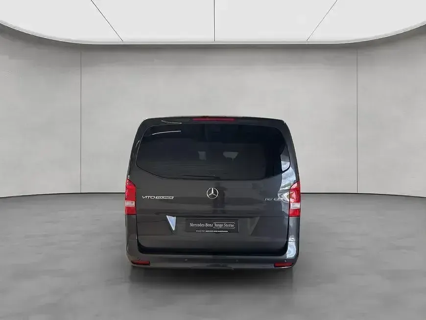 Gebraucht Mercedes Vito 163 PS (119 kW) 2025 Grau Van