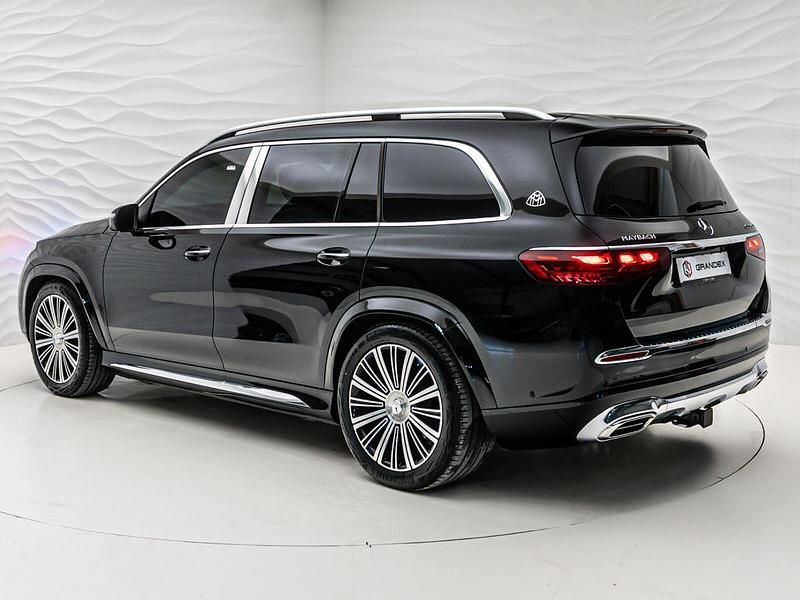 Neu Mercedes GLS600 Maybach 579 PS (425 kW) 2025 Schwarz SUV