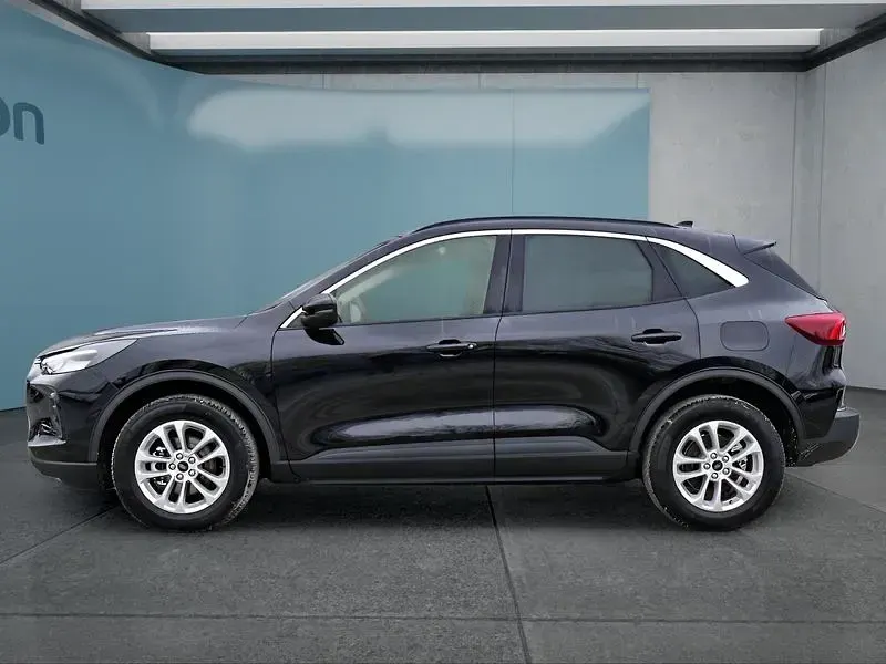 Neu Ford Kuga Titanium 243 PS (178 kW) 2025 Schwarz SUV