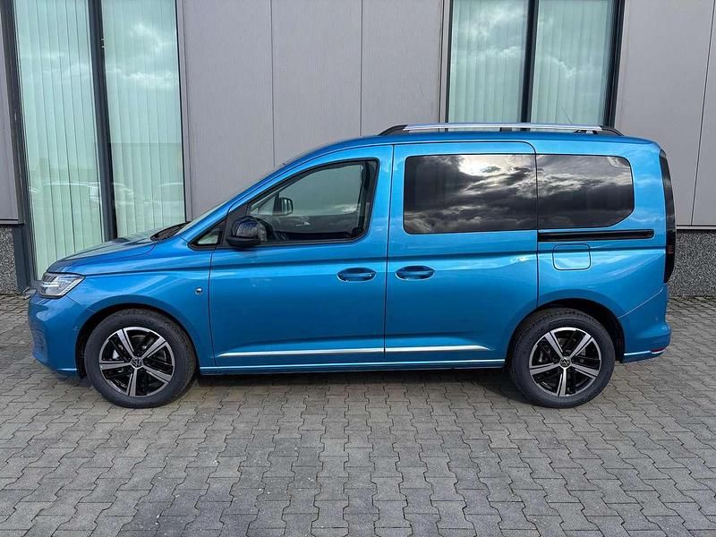 Neu VW Caddy Style 116 PS (85 kW) 2026 Blau Van / Kleinbus