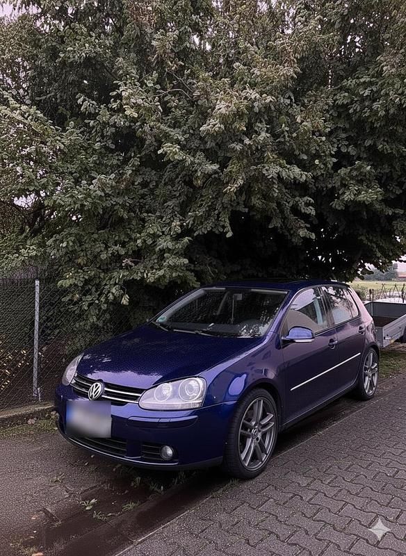 Gebraucht VW Golf V 140 PS (102 kW) 2006 Blau Kleinwagen