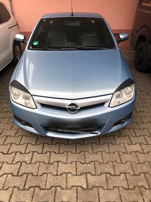 Blau Gebraucht 2006 Opel Tigra Cabrio | 1.600 € - Bild 1/4