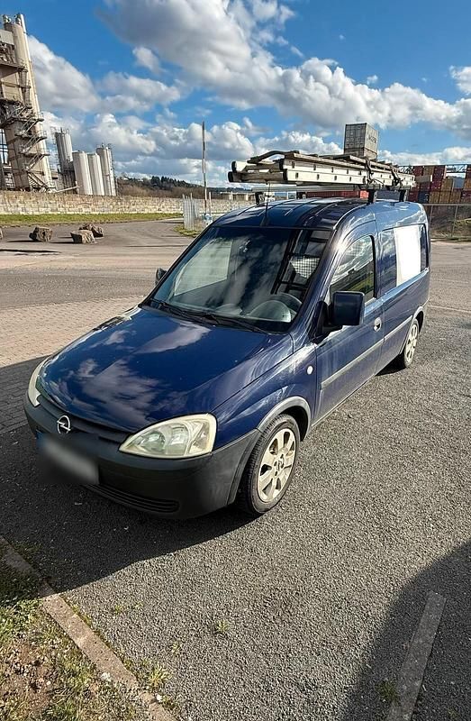 Usata Opel Combo 75 CV (55 kW) 2011 Blu Monovolume