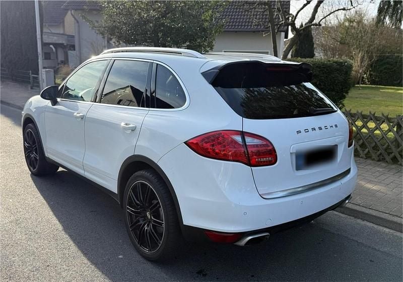 Gebraucht Porsche Cayenne 245 PS (180 kW) 2013 Weiß SUV