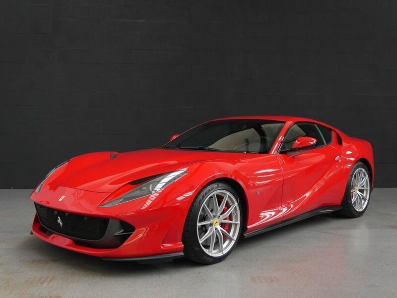 Gebraucht Ferrari 812 799 PS (587 kW) 2019 Coupé