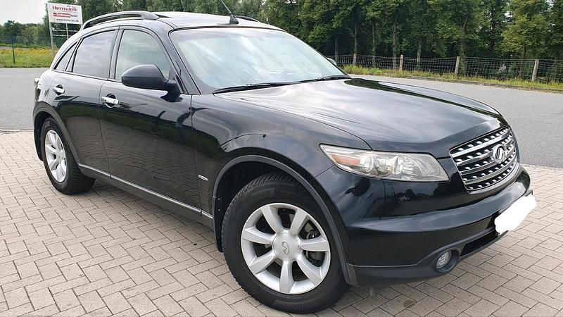 Schwarz Gebraucht 2004 Infiniti Fx35 SUV | 4.298 € - Bild 1/4