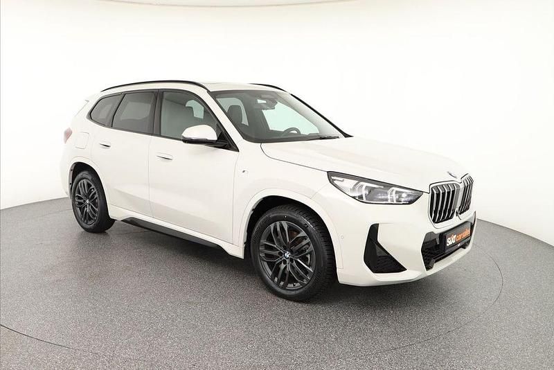 Weiß Gebraucht 2023 BMW X1 M Sport SUV | 41.880 € (Fairer Preis) - Bild 1/4