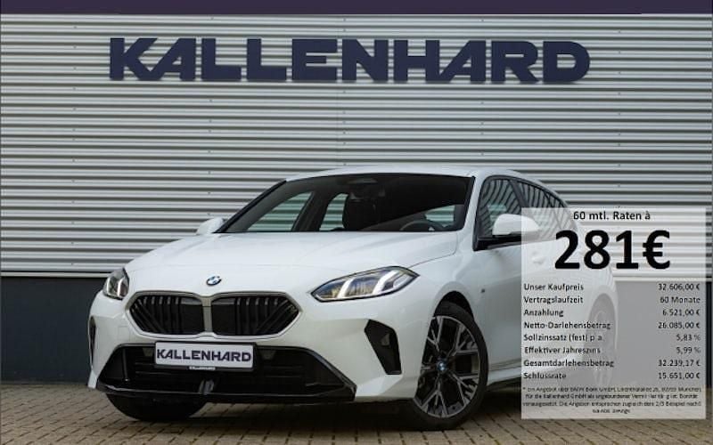 Weiß Gebraucht 2025 BMW 120 Performance Kleinwagen | 32.606 € (Superpreis) - Bild 1/4