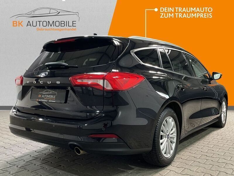 Gebraucht Ford Focus Titanium 150 PS (110 kW) 2021 Schwarz Kombi