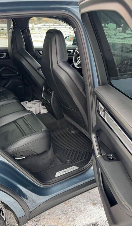 Gebraucht Porsche Cayenne 441 PS (324 kW) 2018 Blau SUV