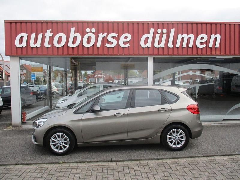 Silber Gebraucht 2016 BMW 216 Active Tourer Performance Van / Kleinbus | 9.790 € (Fairer Preis) - Bild 1/4