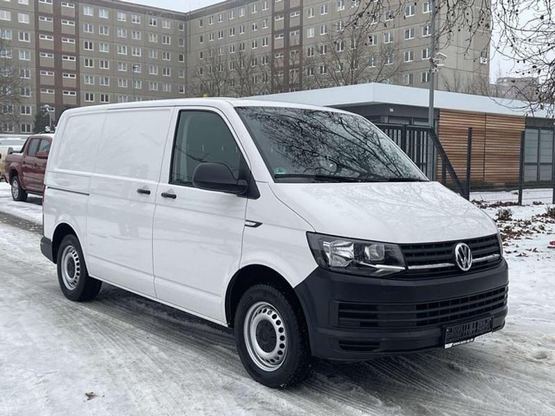 Gebraucht VW Transporter 102 PS (75 kW) 2018 Weiß Van