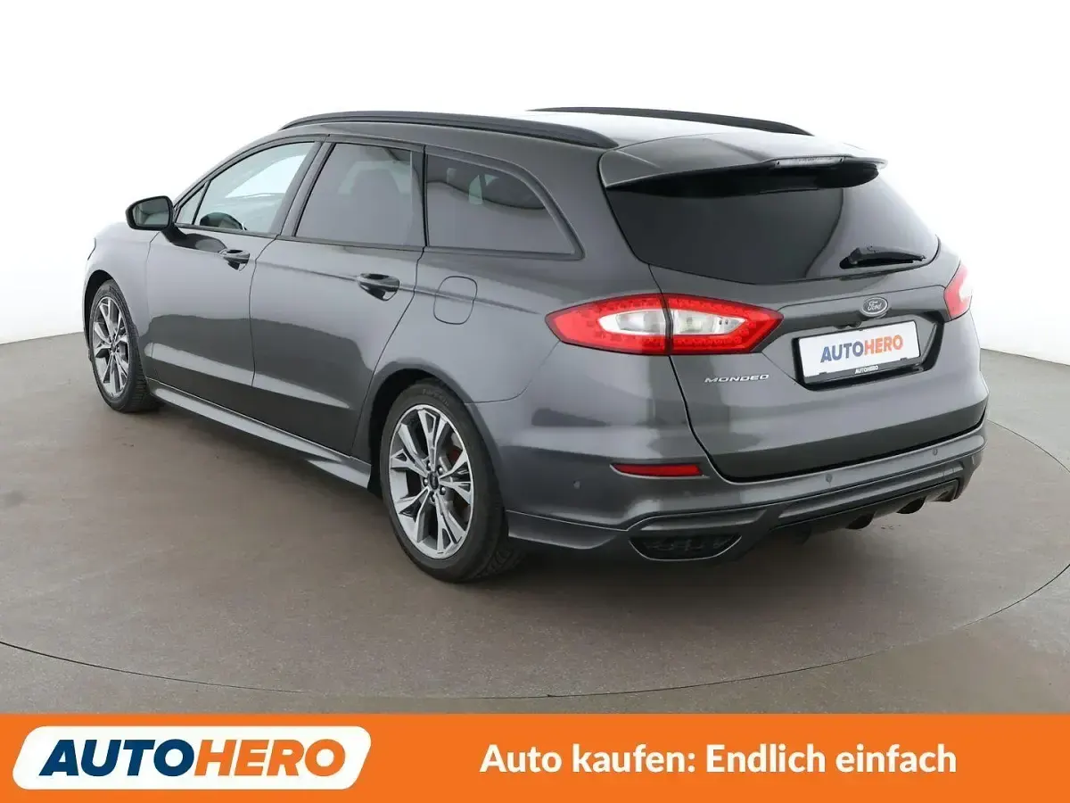 Gebraucht Ford Mondeo ST-Line 150 PS (110 kW) 2017 Grau Kombi