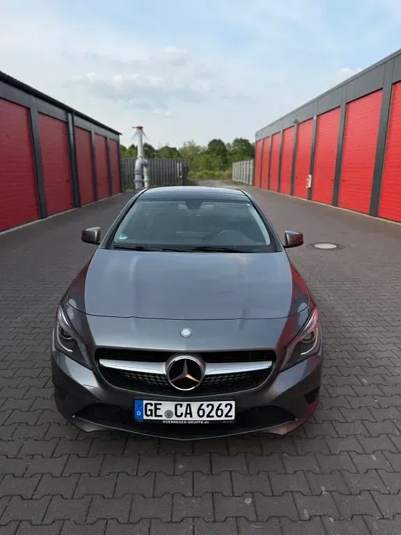 Gebraucht Mercedes CLA180 AMG line 122 PS (89 kW) 2014 Grau Coupé